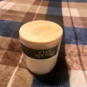 New Everspring White Candle with Wooden Lid- citrus & basil